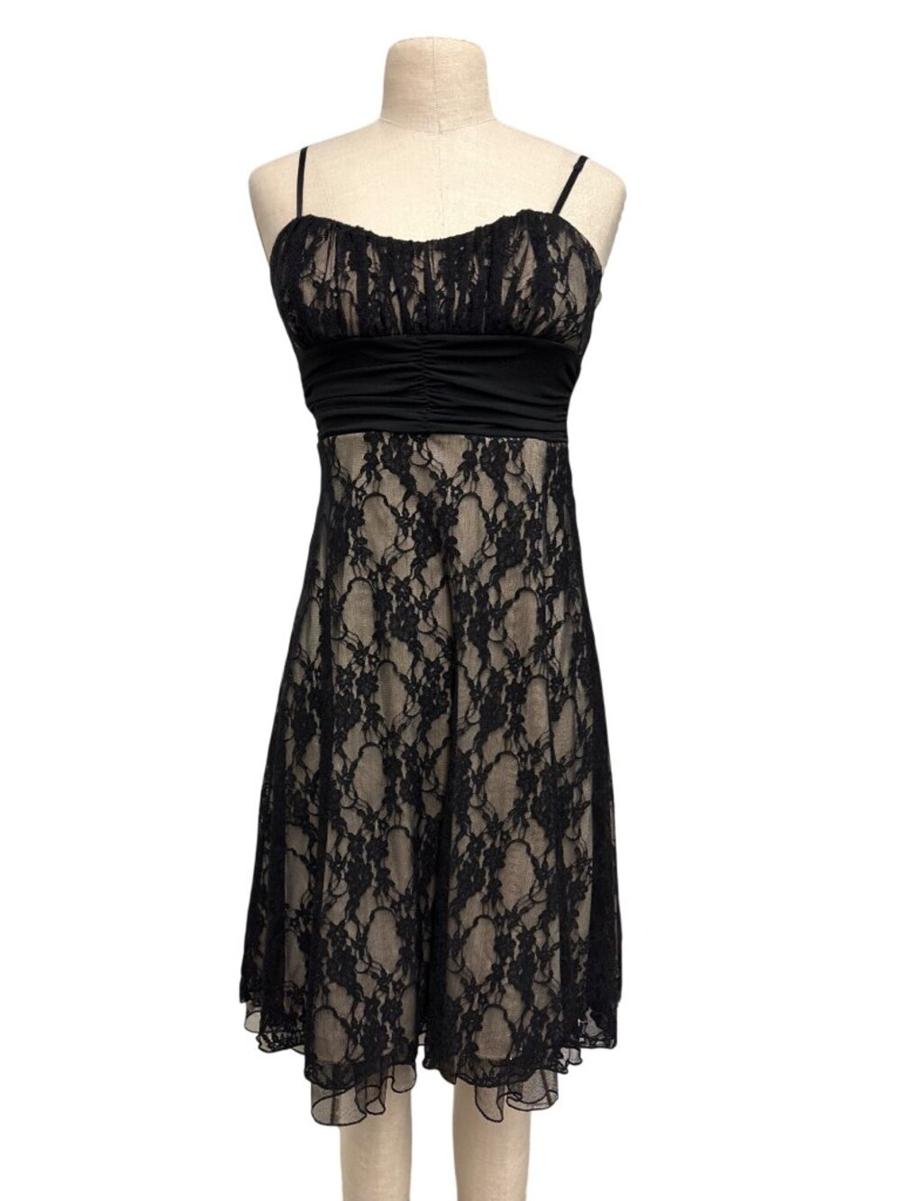 Speechless Black Lace Overlay Sleeveless Dress S Ruched Empire Waist Bow Detail